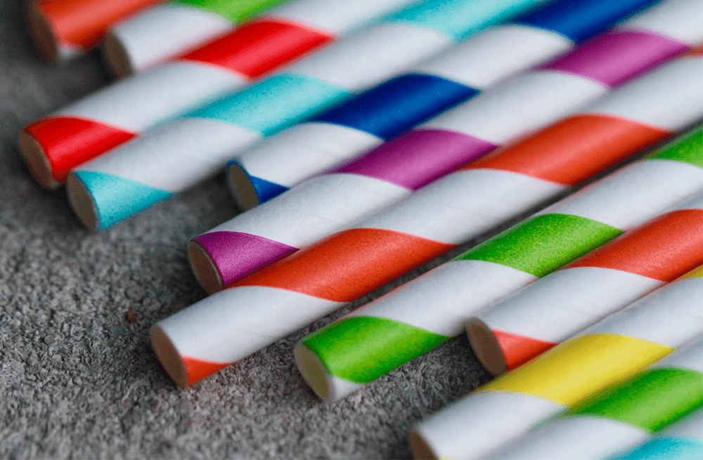 Los popotes y su impacto en el planeta.