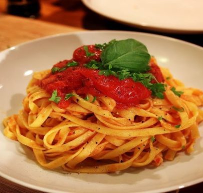 Pomodoro, la salsa base en la cocina italiana