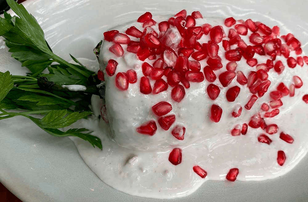 Chile en nogada de Cascabel by la Chef Lula Martín del Campo